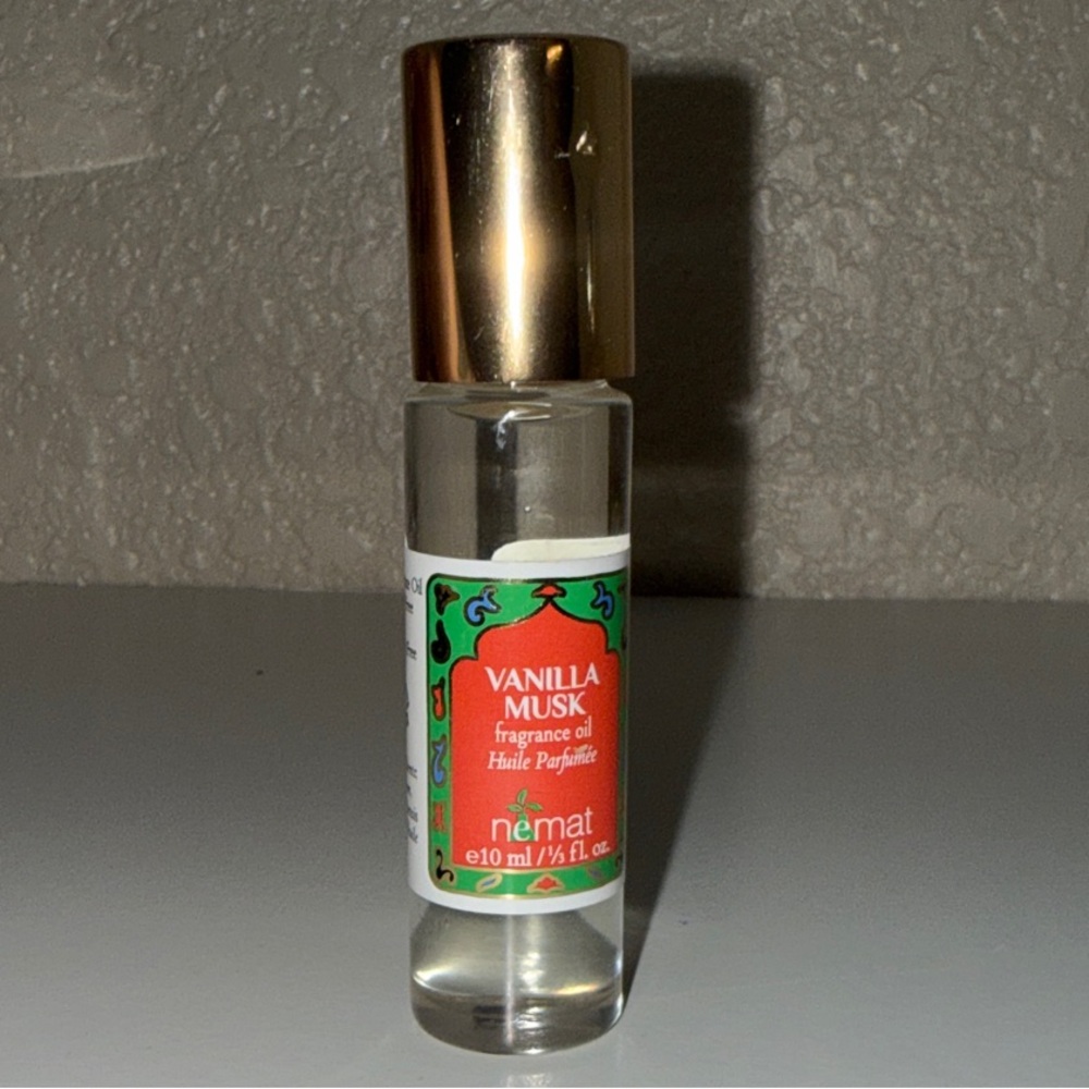 Vanilla Musk Fragrance Oil with Gold Cap